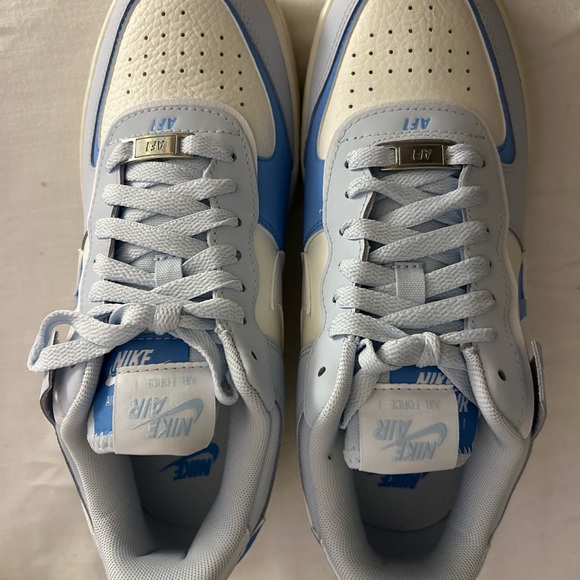 Nike Shadow Blue AF1 Sneakers for Women - Picture 2 of 3